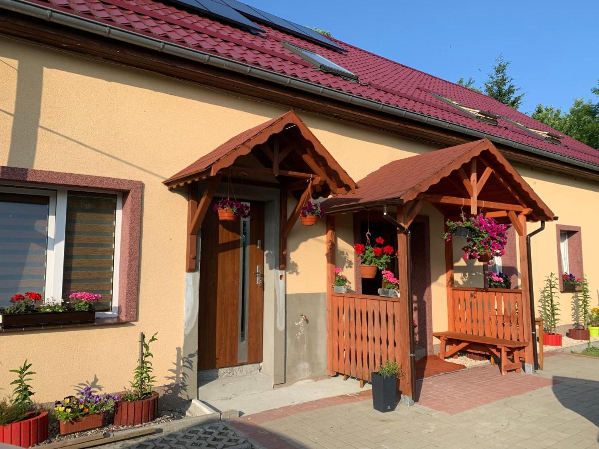Czarny Kon „Black Horse” Kamienna Gora Exterior foto